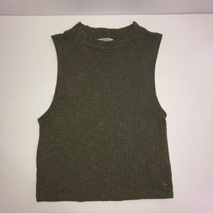 Crewneck Sleeveless Top